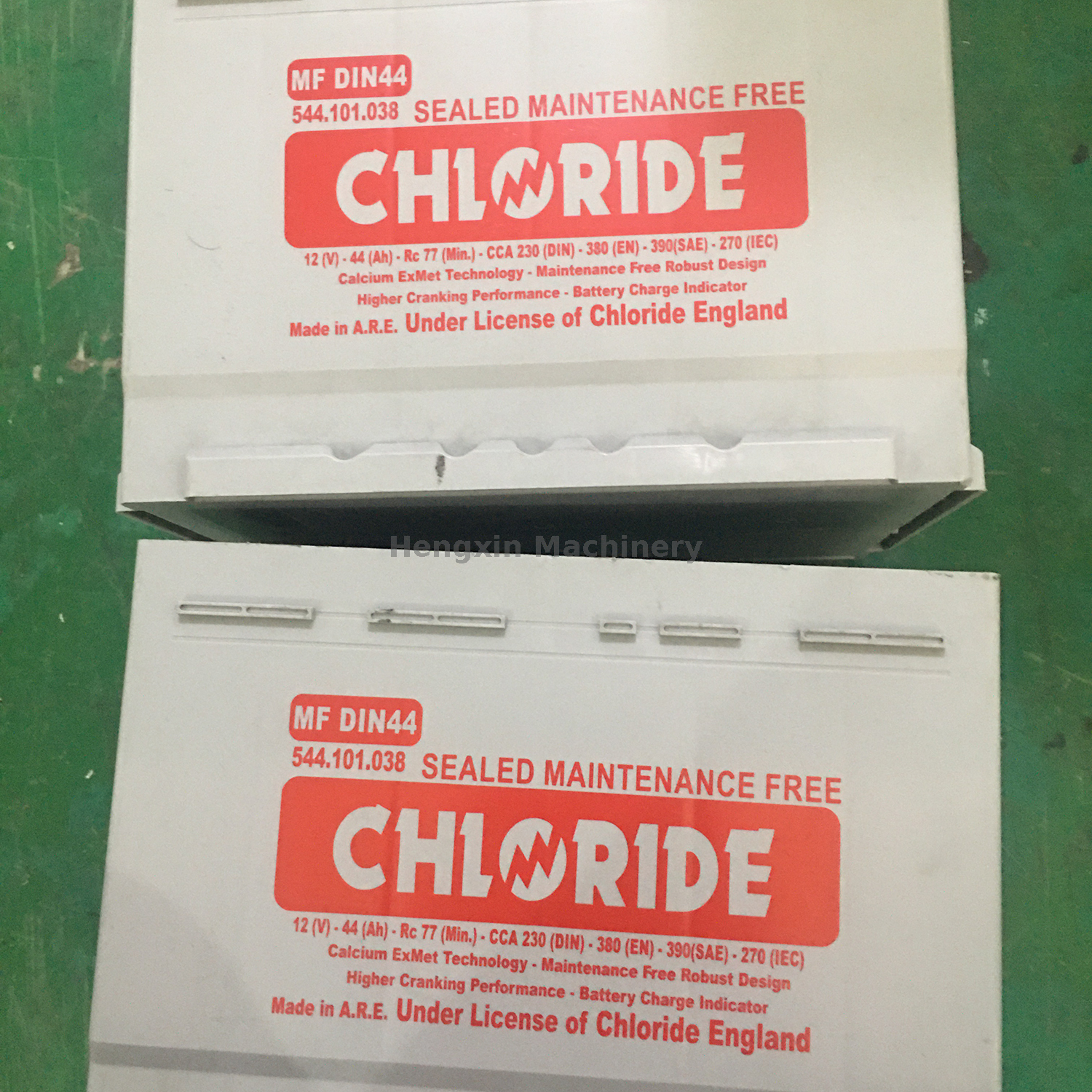 Автоматический шелкотрафаретный принтер для батарейного отсека