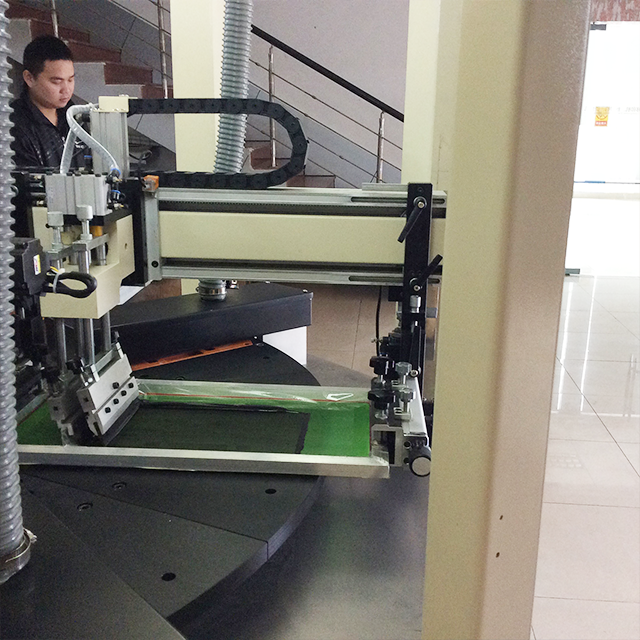 Автоматический трехцветный принтер с плоским экраном для линейки (HX-X8CJJ-LED)