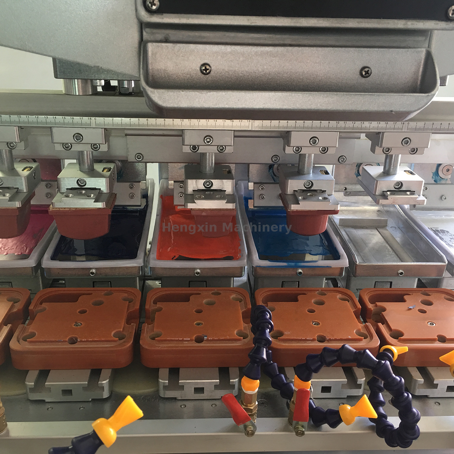 Шестицветная тампопечатная машина (M6/C)