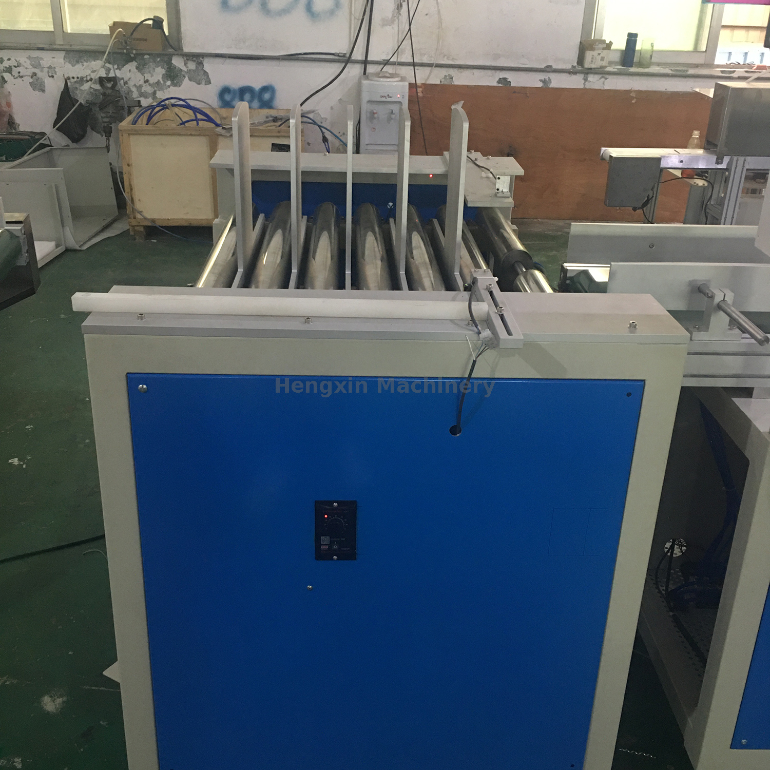 Автоматический шелкотрафаретный принтер для батарейного отсека