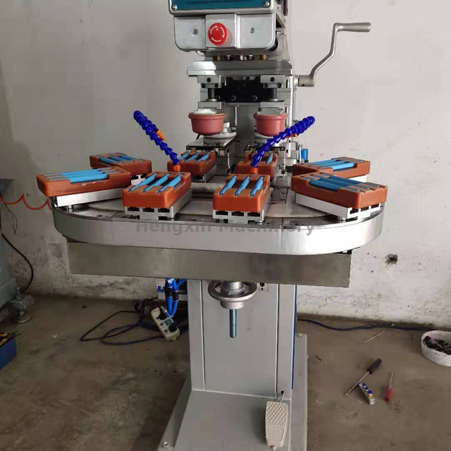 Двухцветная машина для тампопечати с поворотным столом (P2/C)