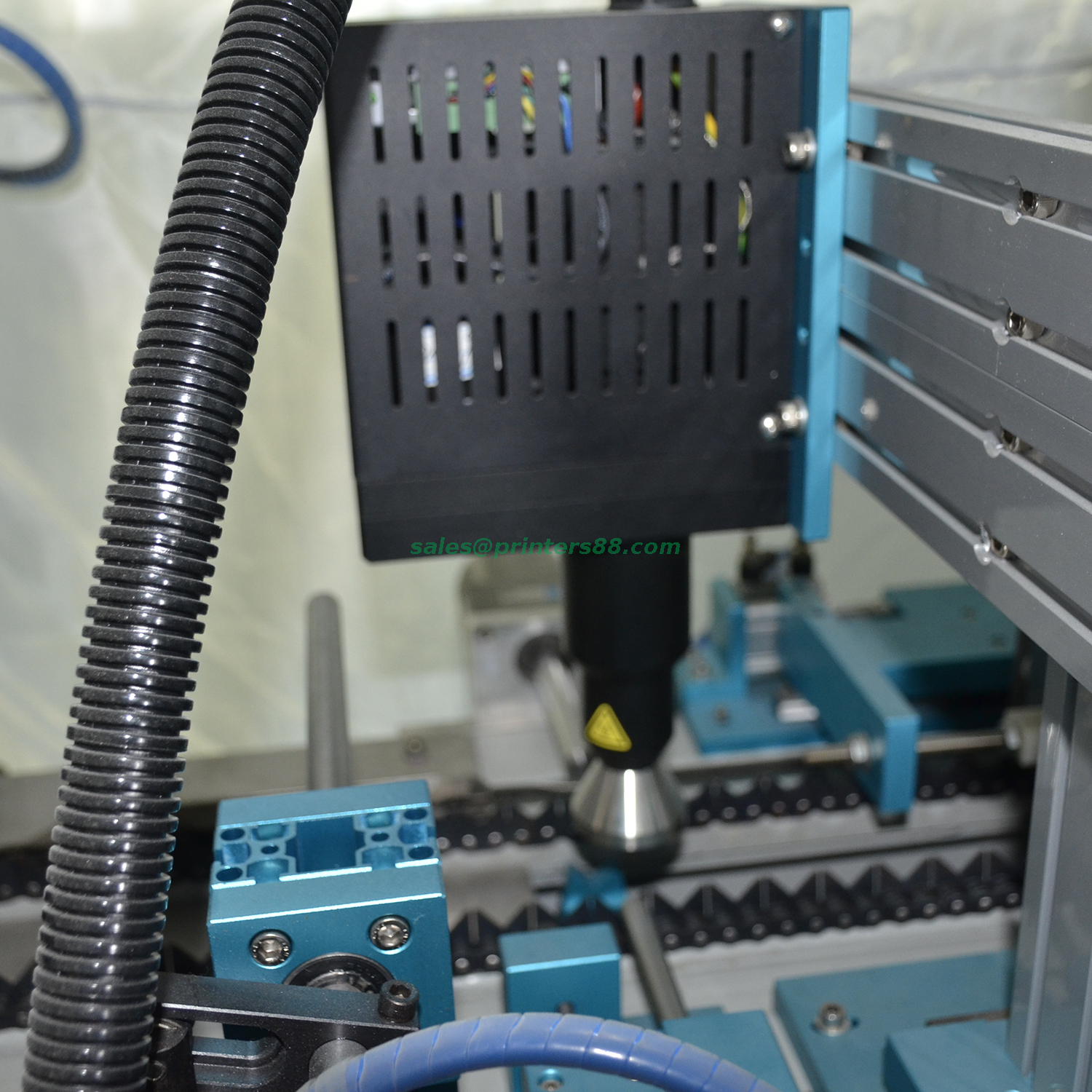 Автоматическая машина для трафаретной печати одноразовых шприцев (HX-ZT)