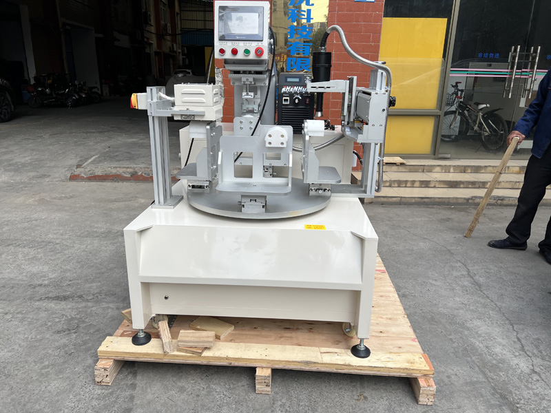 Роторный тампонный принтер отправляется в Малайзию 