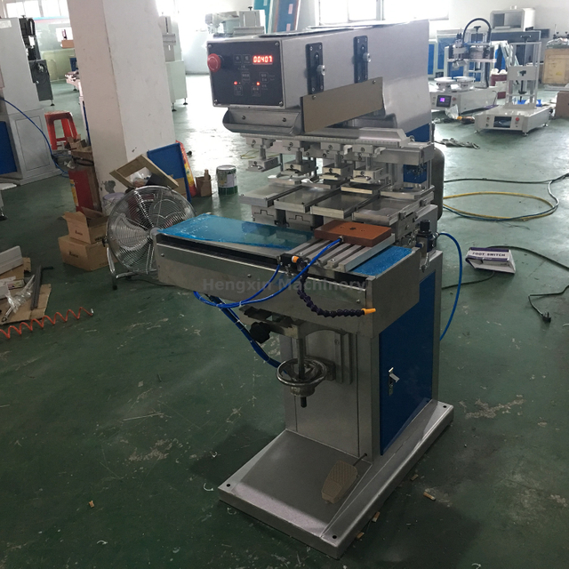 Четырехцветный тампонный принтер для защитной каски (P4/SK)