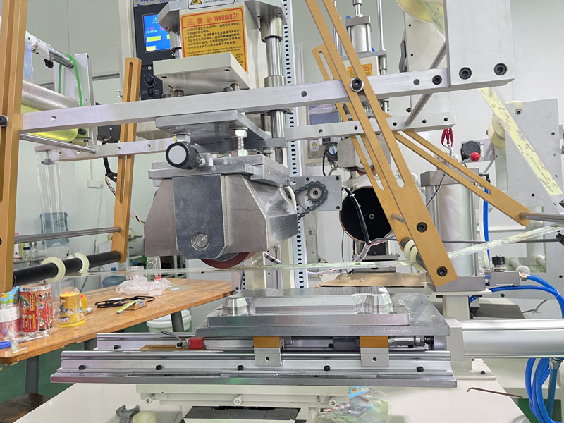 Теплопередающая машина для пластикового лотка Egger